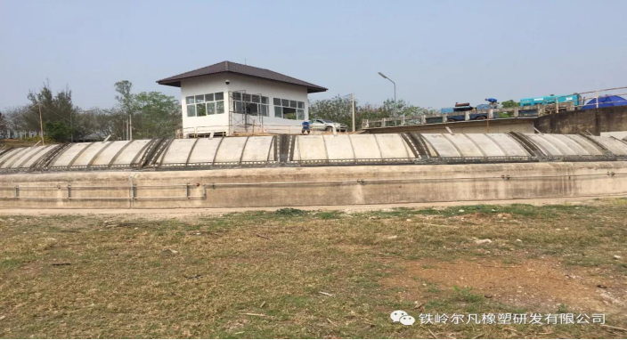 1566358590434742.png “河伴”氣動剛盾橡膠壩516.png